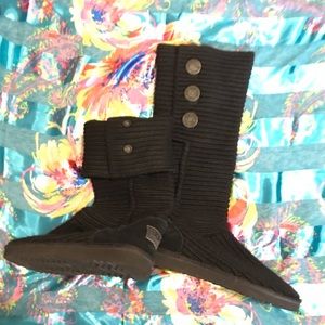 Ugg knit boots.